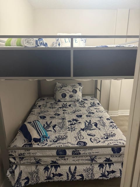 Madeira Bay Resort Apartment hotel in Madeira Beach