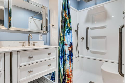 20 Mi to Speedway and Indy 500 Family Getaway! House in Plainfield