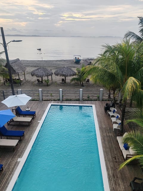 Swimming pool