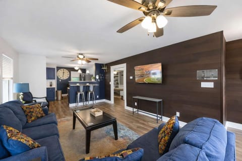 Cozy New Albany Home Near Vibrant Louisville House in New Albany