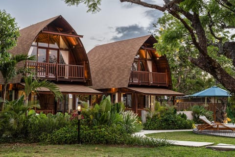 Property building, Garden