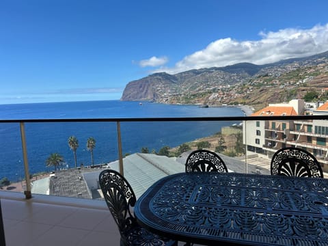 Patio, Day, Natural landscape, View (from property/room), Balcony/Terrace, Seating area, Mountain view, Sea view