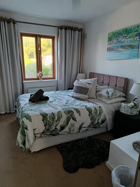 Room with rural views Vacation rental in Ireland