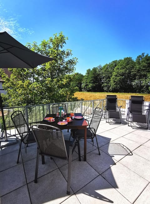Summer, View (from property/room), Balcony/Terrace