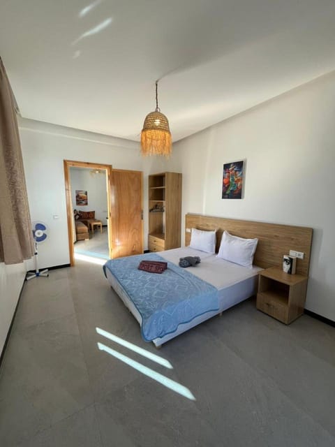 Bed, Photo of the whole room, Bedroom, towels, wardrobe