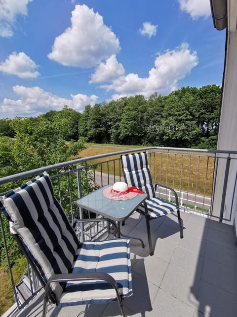 Summer, View (from property/room), Balcony/Terrace