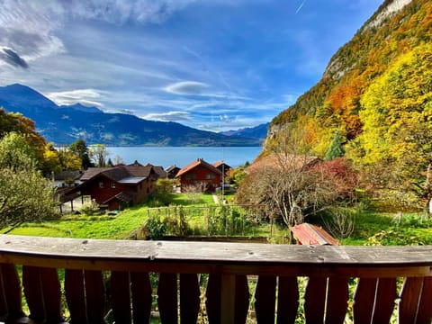 Day, Natural landscape, View (from property/room), Garden view, Lake view, Mountain view