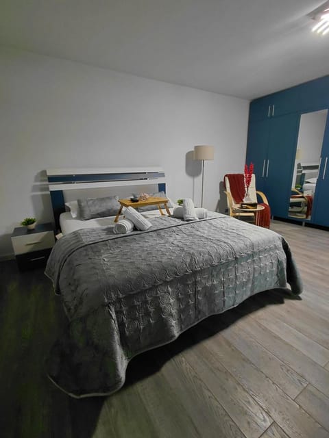 Garsoniera Mihaela Apartment in Craiova