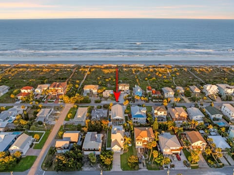 Aqua Vista l Beach Views I Pool Spa House in Butler Beach