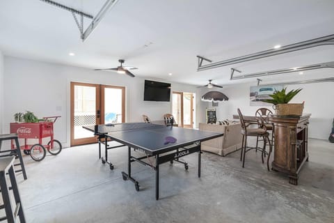 The Grand Augustine l Heated Pool l Walk to DNTN House in Saint Augustine