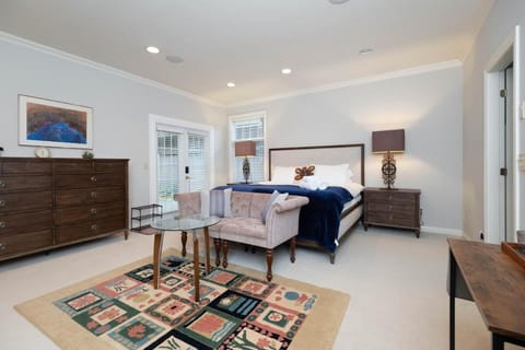 Prime Richmond Stay 10 min to YVR & Steveston Apartment in Richmond