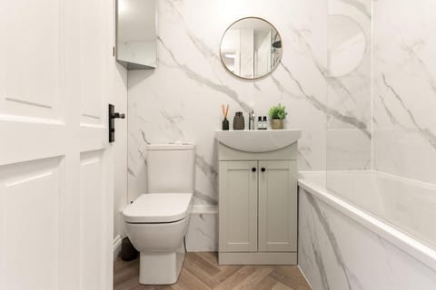 Ye Old Mill - Stylish cosy retreat with parking Apartment in England