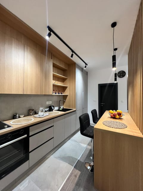 Millie Apartment - Cozy Stay with Parking Apartment in Mostar