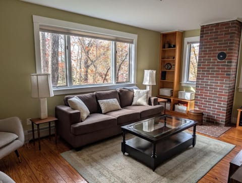 Acadia Hiking Hideaway 1 dog ok sleeps 6 family House in Trenton