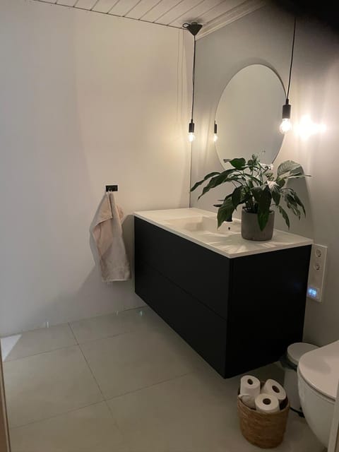 Private Arctic suite with sauna Apartment in Tromso