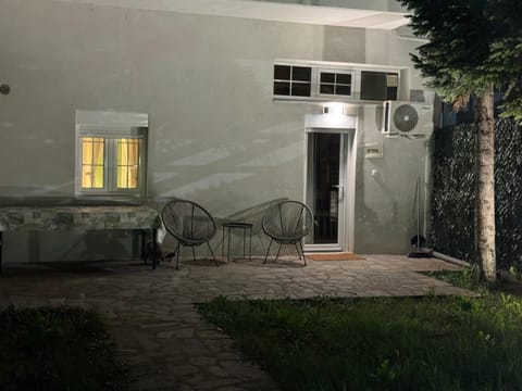 Meteora Entry Apartment in Kalabaka