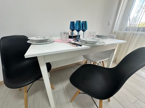 Central Apartament - Sunny Oasis Apartment in Craiova