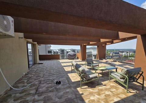 Penthouse Central - 2camere 80mp cu terasă 83mp Apartment in Craiova