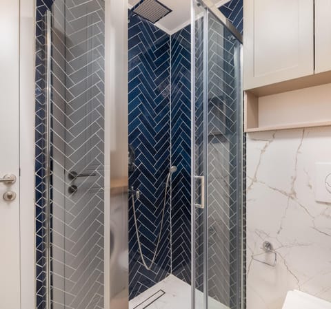 Kovač Family Suite A4 Apartment in Makarska