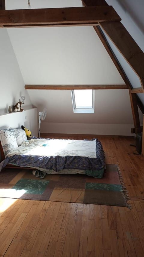 Chambre privée chez l'habitant chez Maman Aline Vacation rental in Île-de-France