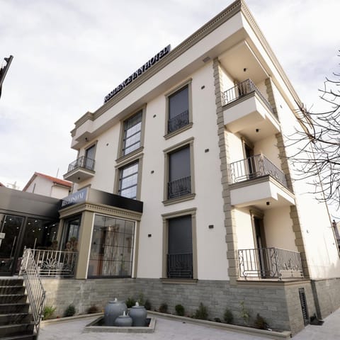 Property building, Day