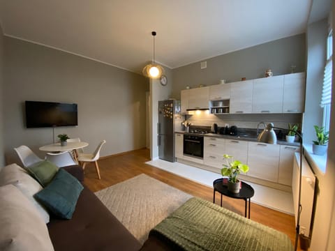 TV and multimedia, Kitchen or kitchenette, Dining area, dishwasher