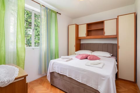 Magic apartments with shared terrace Apartment in Makarska