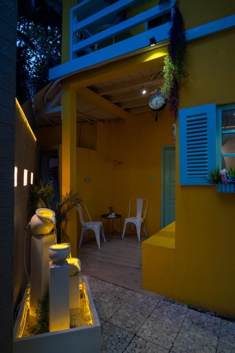 Patio, Night