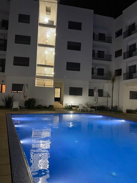 Pool view, Swimming pool, Swimming pool