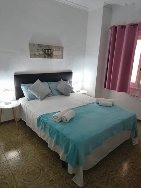 Donatella Guesthouse Bed and Breakfast in Alicante
