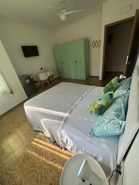 Donatella Guesthouse Bed and Breakfast in Alicante