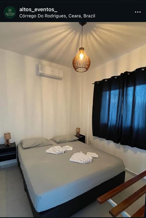 Bed, Photo of the whole room, Bedroom, towels, air conditioner