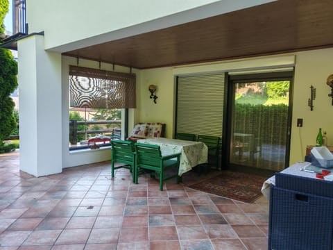 Property building, Balcony/Terrace