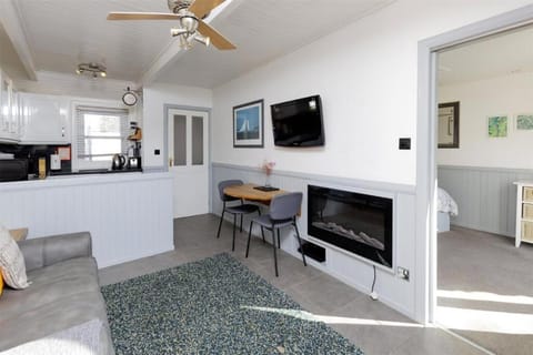 Misty Isles Cottage- Ellenabeich, Easdale, Isle of Seil House in Scotland