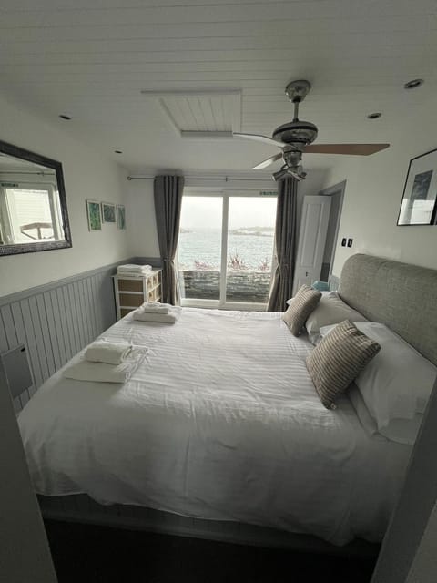 Misty Isles Cottage- Ellenabeich, Easdale, Isle of Seil House in Scotland