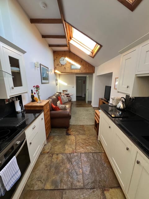 Kitchen or kitchenette, Living room, Seating area