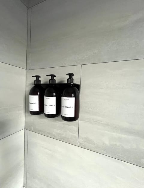 3-Bedroom Home in Belfast- near Crumlin Rd Gaol House in Belfast