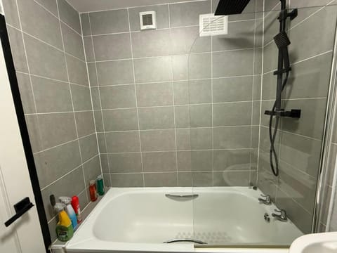 Rest & Recover Bed and Breakfast in Birmingham