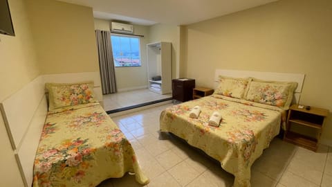 Caminho de Itacoatiara Bed and Breakfast in Niterói