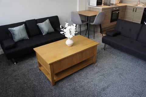 Melbourne House Gem Stylish 2-Bed in City Centre Apartment in England