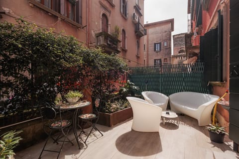 Garden, Garden