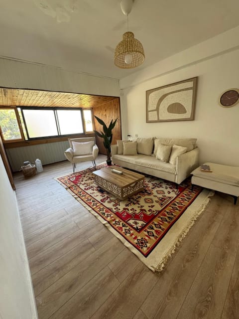Natural landscape, Seating area