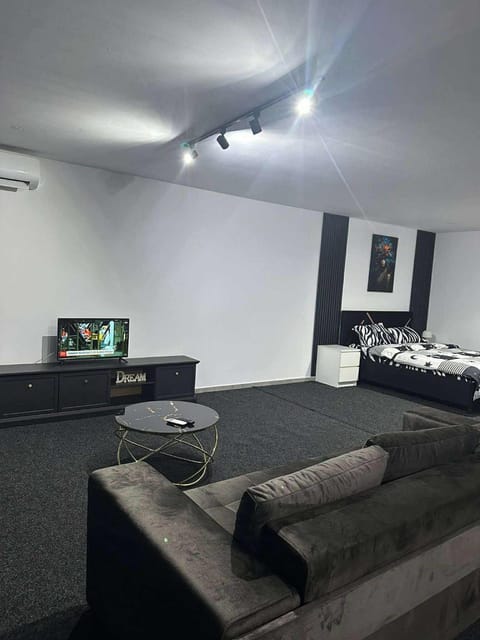 Home No 7 Apartment in Craiova