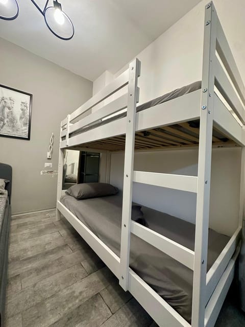Bed, Photo of the whole room, Bedroom, bunk bed