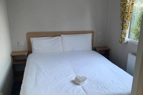 Bed, Bedroom, furniture