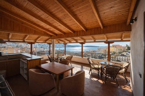 View (from property/room), Balcony/Terrace