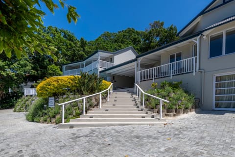 Hide-Away Guest House Bed and Breakfast in Knysna