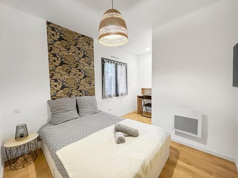 Maison moderne T5 · 4 ch sdb privatives · Terrasse Villa in Poitiers