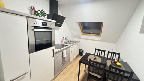 Property building, Kitchen or kitchenette, Living room