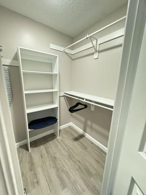 The Cozy Condo - Your Home Base near all amenities Apartment in Aurora